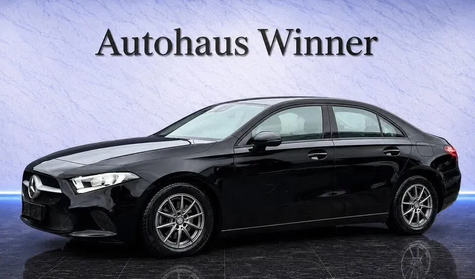 Mercedes-Benz A-Class 2022 photo 3