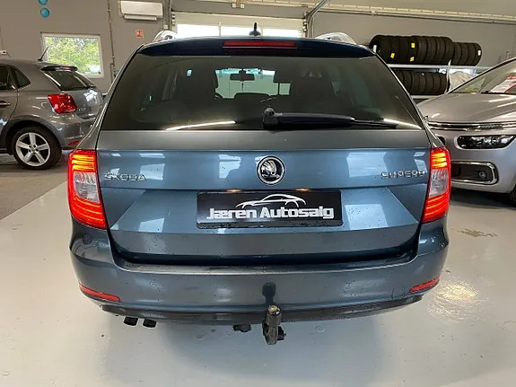Skoda Superb 2015 photo 5
