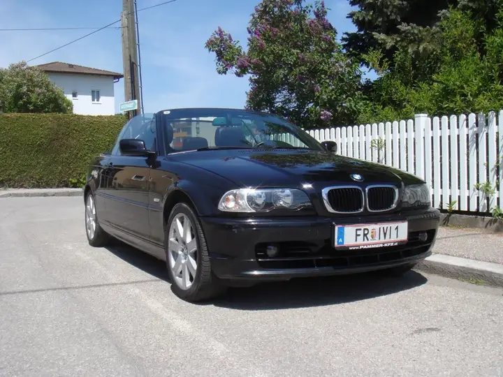 BMW 3 Series 2002 photo 2
