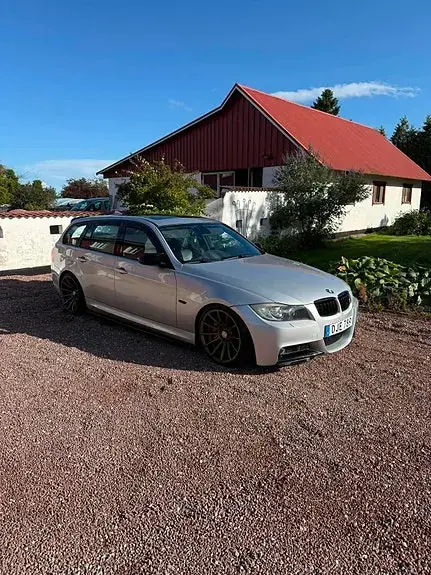 BMW 335Xi 2008 photo 2
