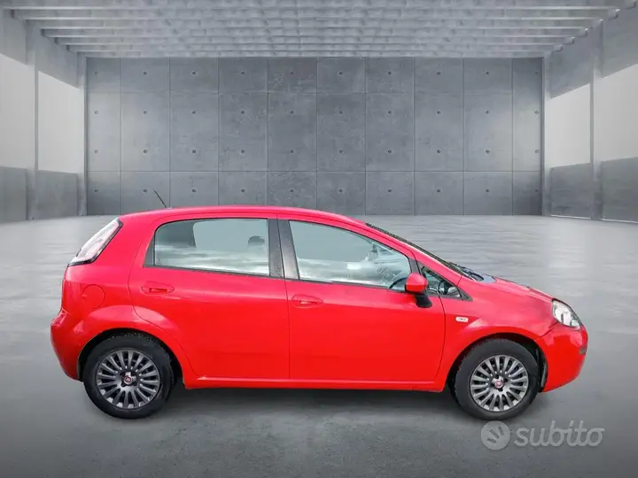 Fiat Punto 2013 photo 4