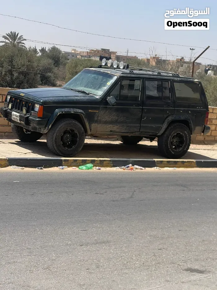 Jeep Cherokee 1998 photo 2