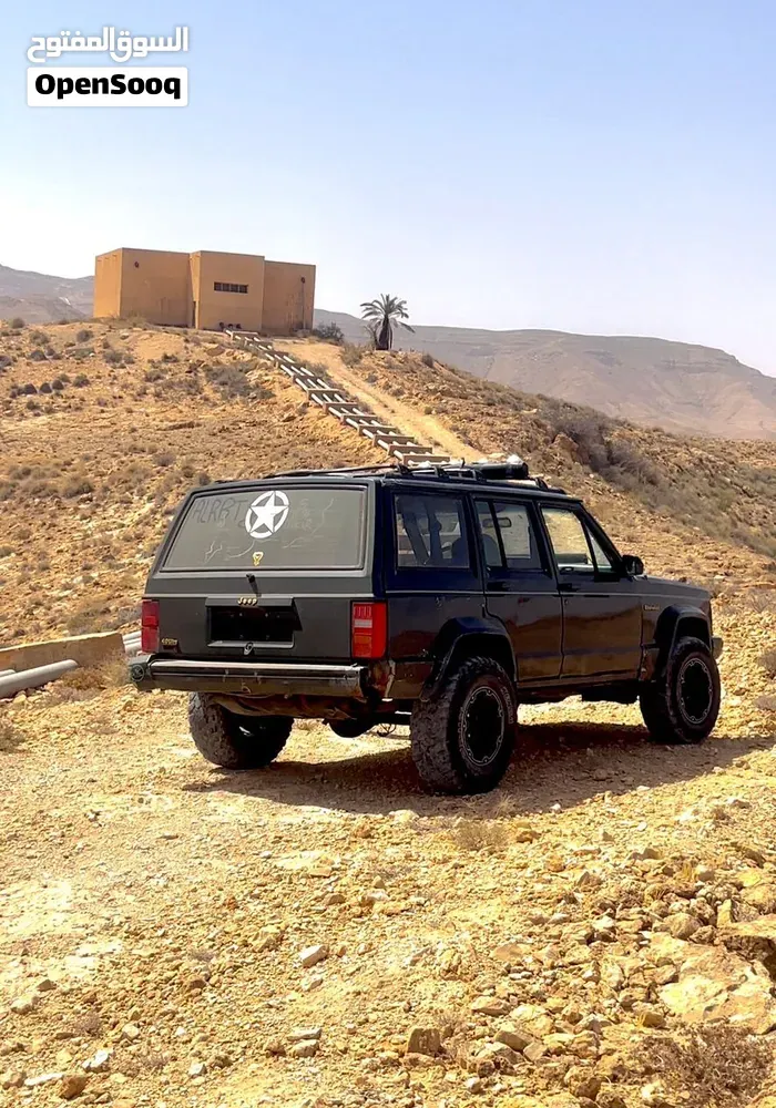 Jeep Cherokee