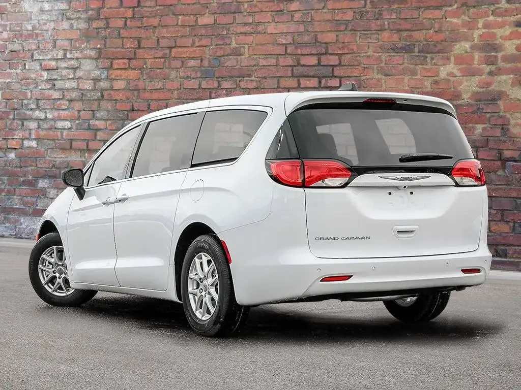 Chrysler Grand Caravan 2026 photo 4