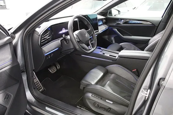 Volkswagen Passat 2024 photo 5