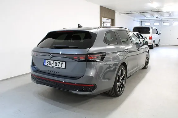 Volkswagen Passat 2024 photo 4