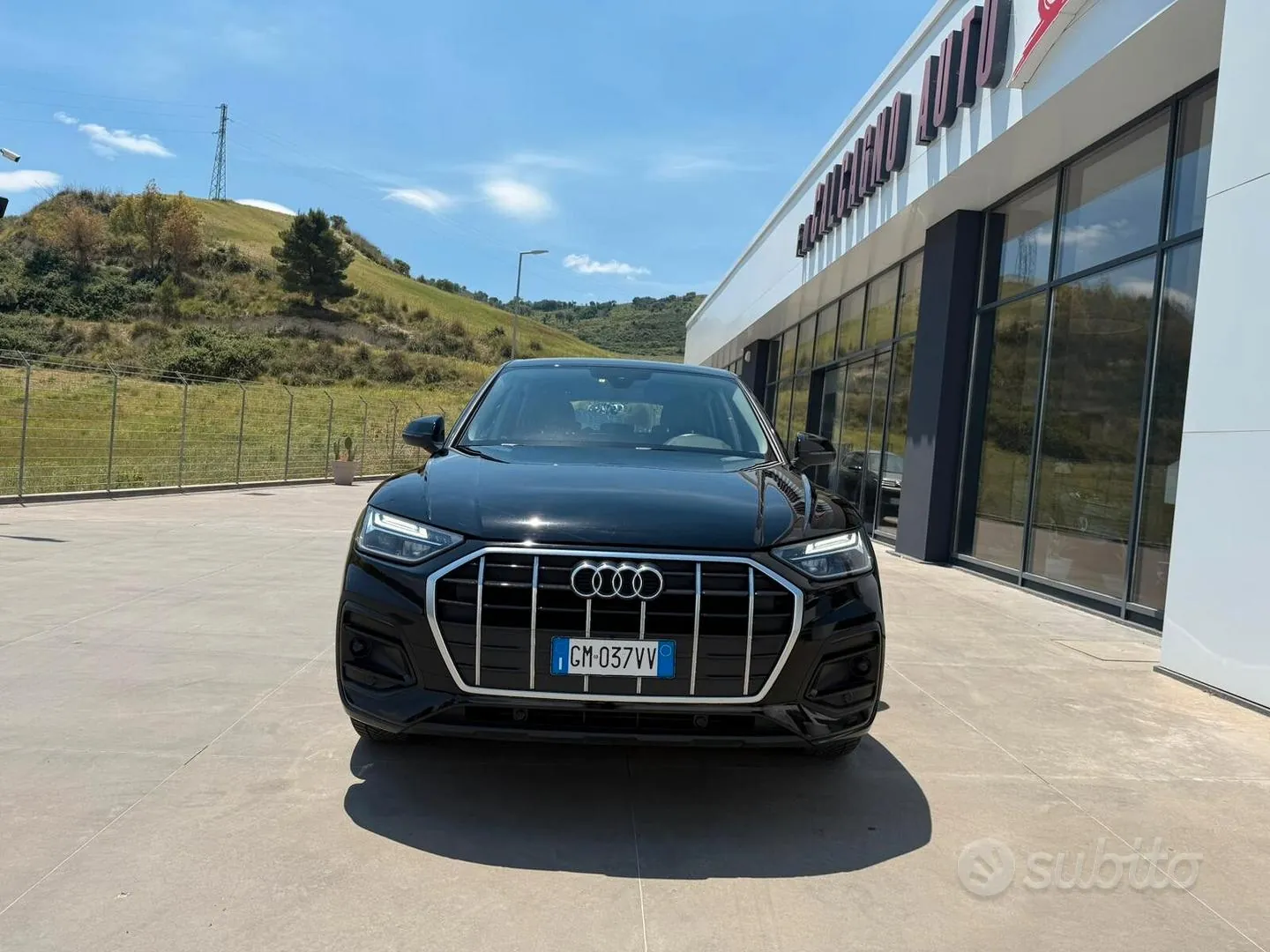 Audi Q5 2023 photo 2