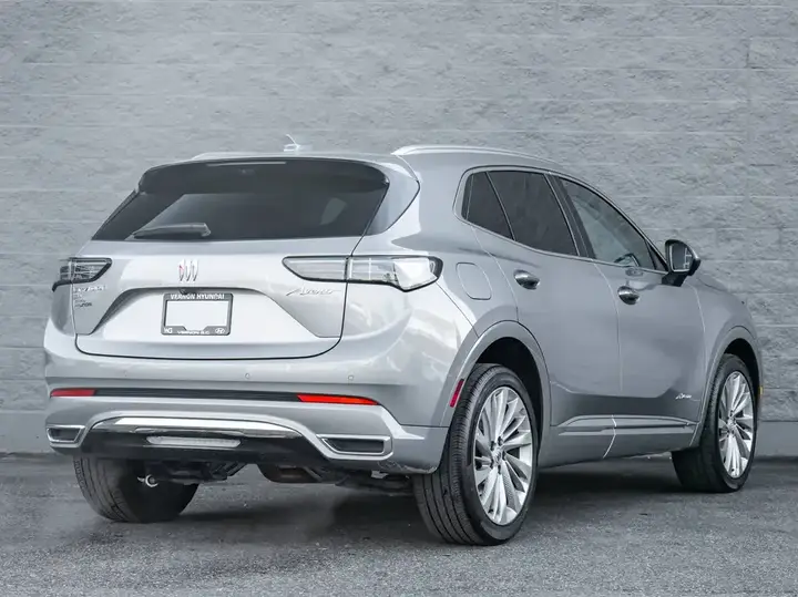 Buick Envision 2026 photo 5