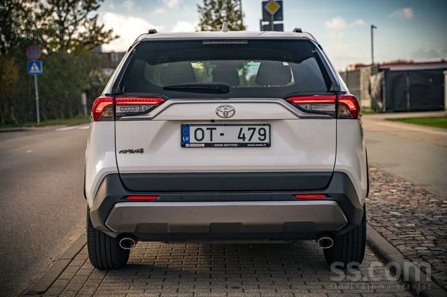 Toyota Rav 4 2020 photo 5