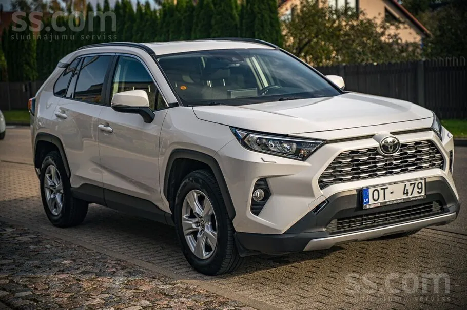 Toyota Rav 4 2020 photo 3