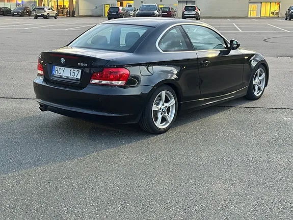 BMW 1 Series 2011 photo 3