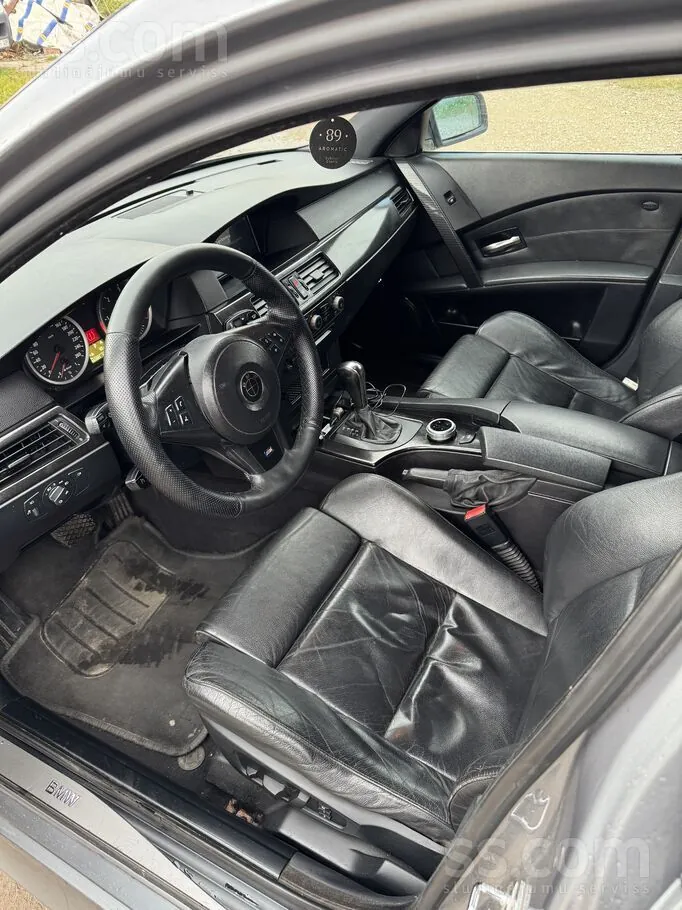 BMW 530 2004 photo 3