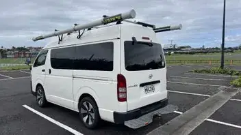 Toyota Hiace 2014 photo 4