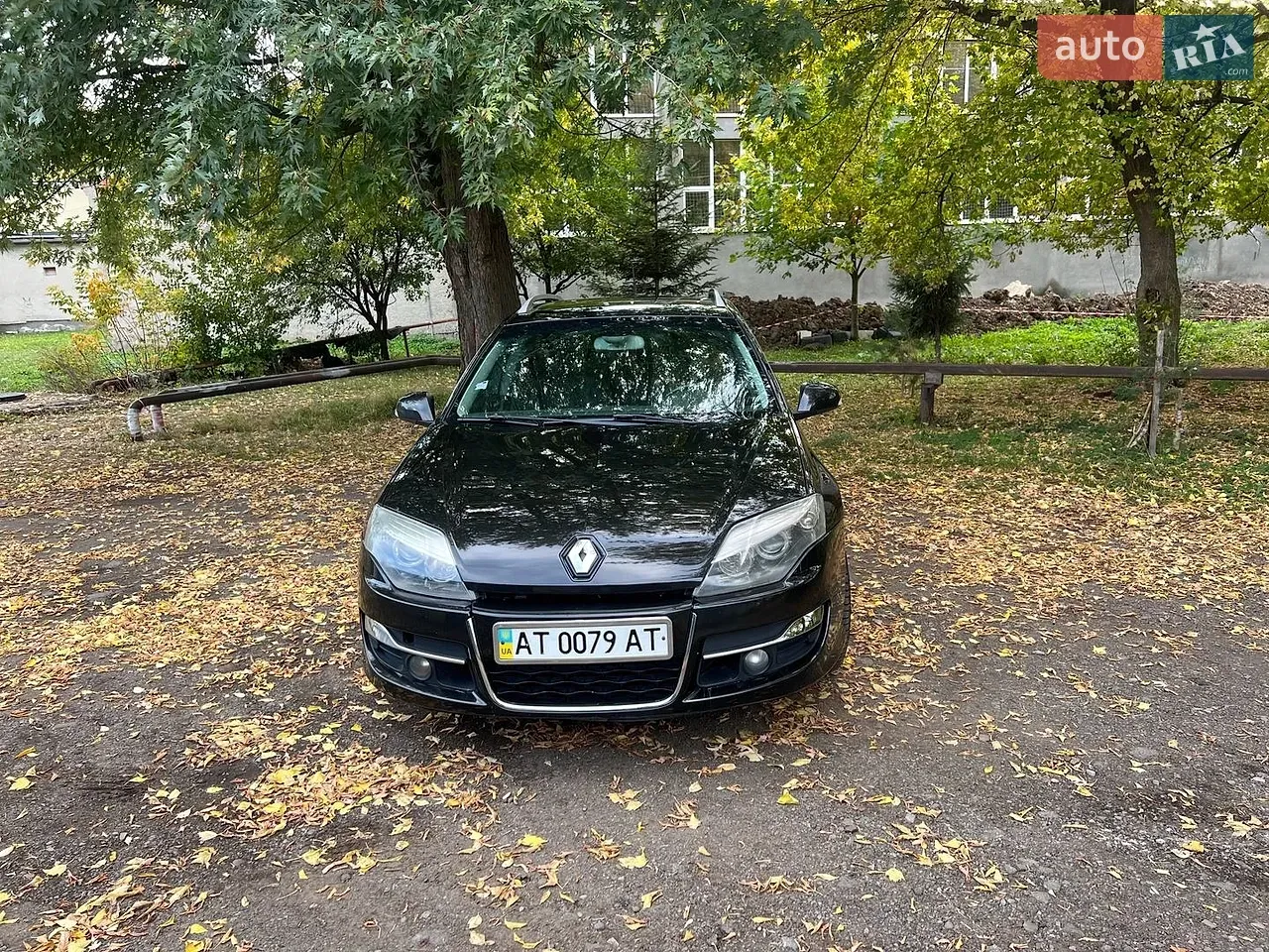 Renault Laguna 2011 photo 3