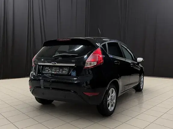 Ford Fiesta 2013 photo 5
