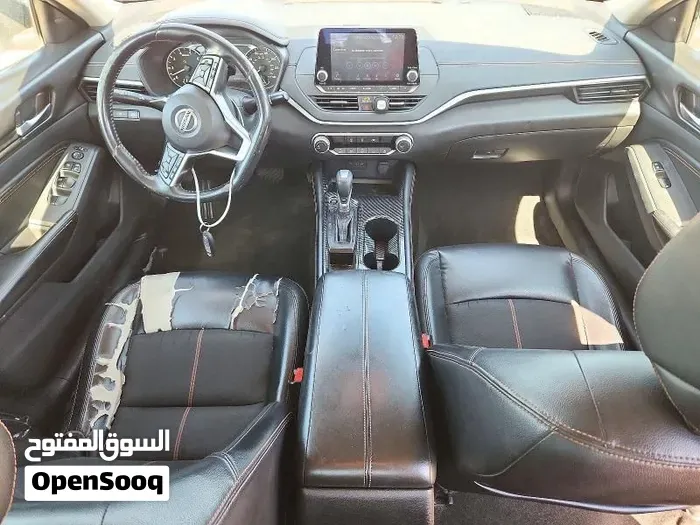 Nissan Altima 2019 photo 4