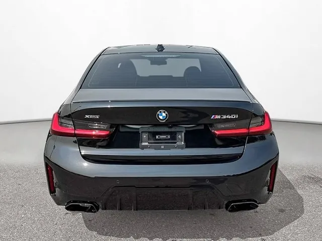 BMW 3 Series 2025 photo 5