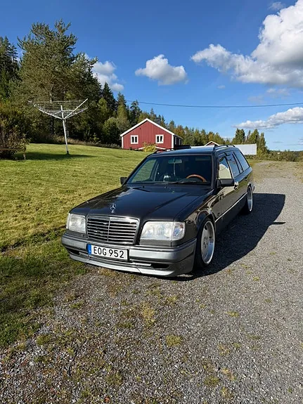 Mercedes-Benz 300 Td