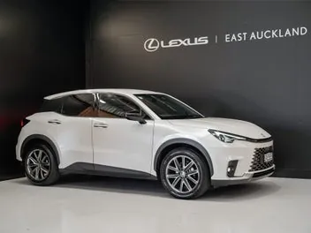 Lexus Lbx 2025 photo 2