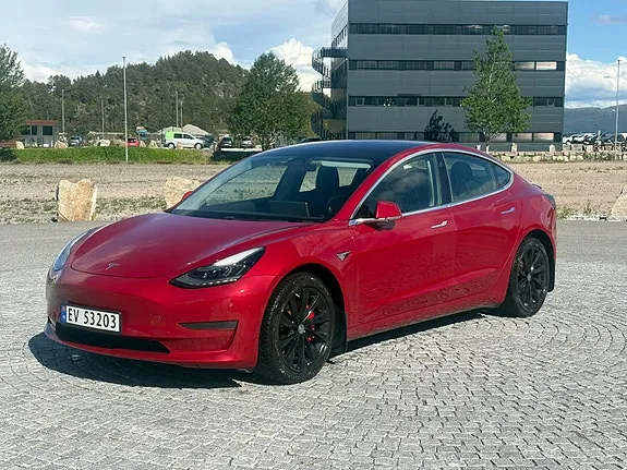 Tesla Model 3 2019 photo 2