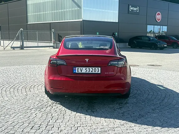 Tesla Model 3 2019 photo 5