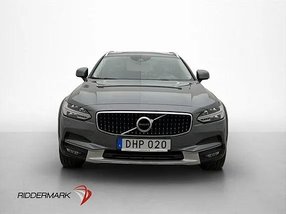 Volvo V90 Cross Country 2018 photo 2