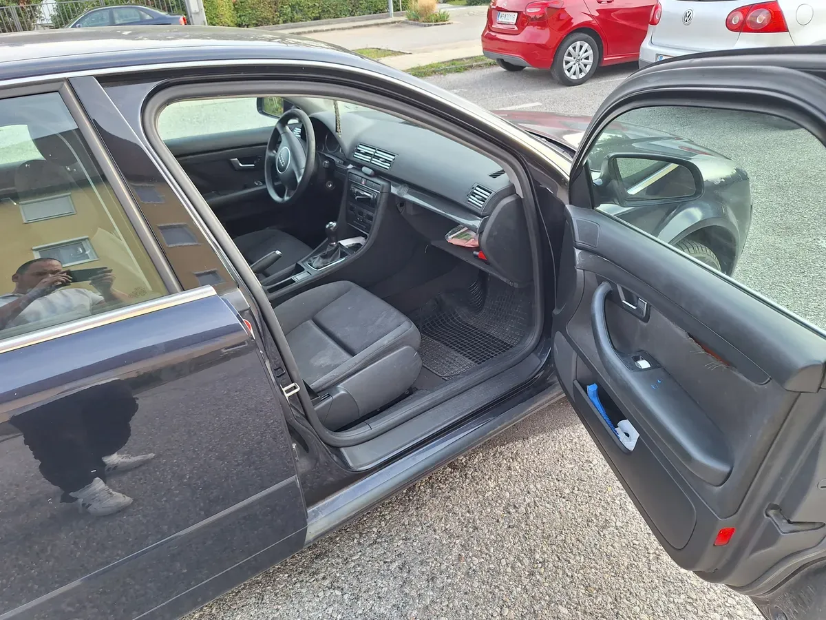 Audi A4 2001 photo 3