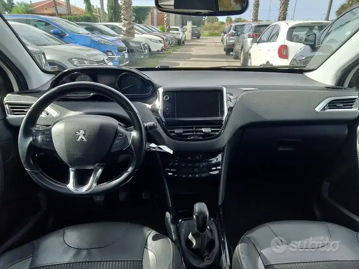 Peugeot 2008 2017 photo 4