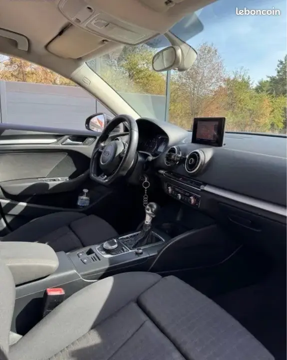 Audi A3 2014 photo 3