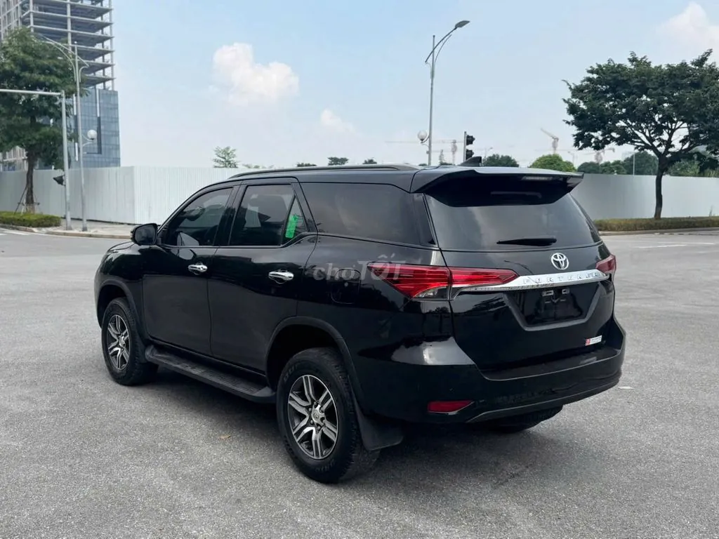 Toyota Fortuner 2022 photo 5