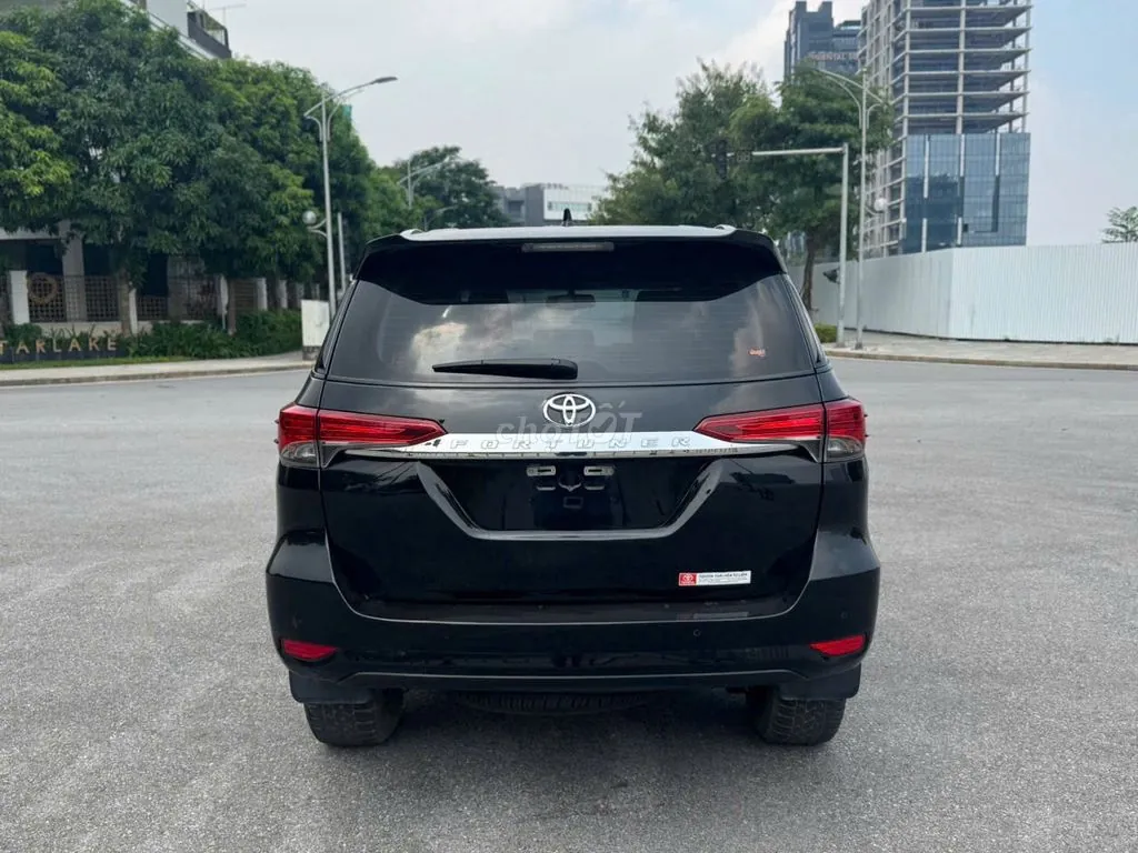 Toyota Fortuner 2022 photo 4