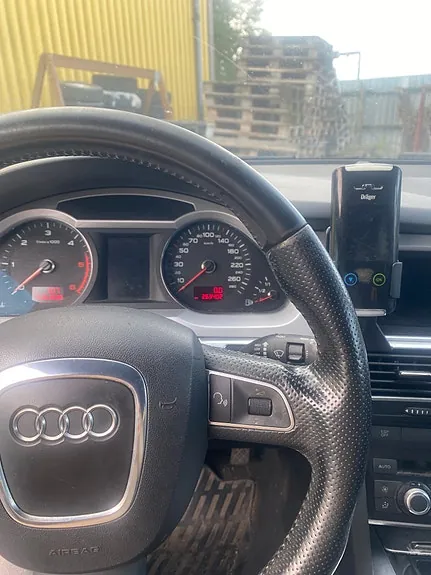 Audi A6 2009 photo 4
