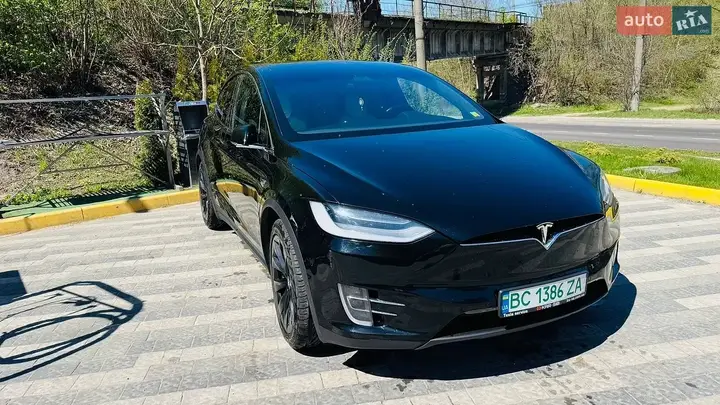 Tesla Model X