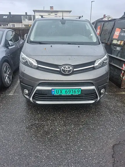 Toyota Proace 2018 photo 2
