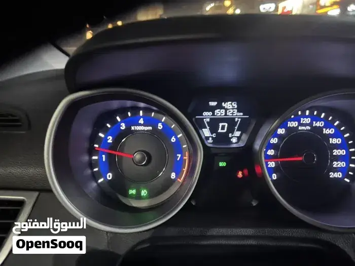 Hyundai Avante 2011 photo 3