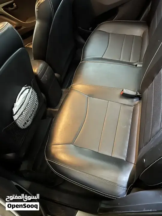 Hyundai Avante 2011 photo 4