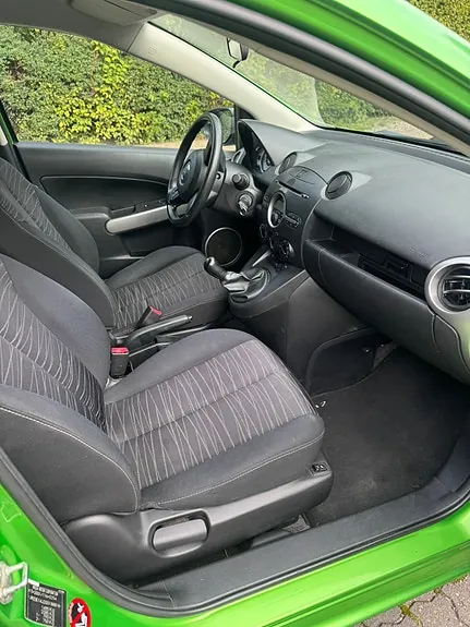 Mazda 2 2008 photo 4