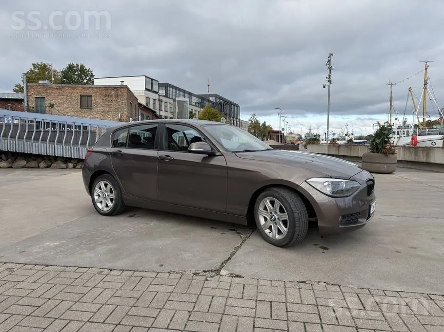 BMW 118 2012 photo 4