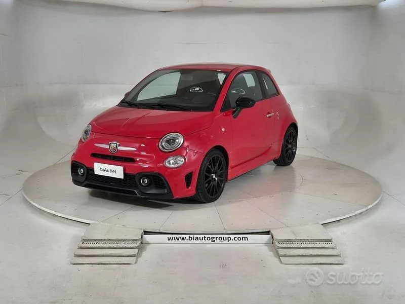 Abarth 595 2018 photo 2