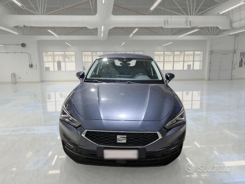 Seat Leon 2022 photo 2