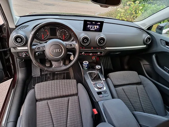 Audi A3 2014 photo 5