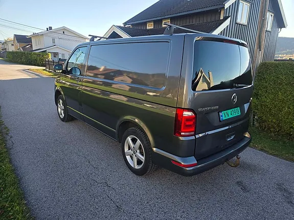 Volkswagen Transporter 2017 photo 5
