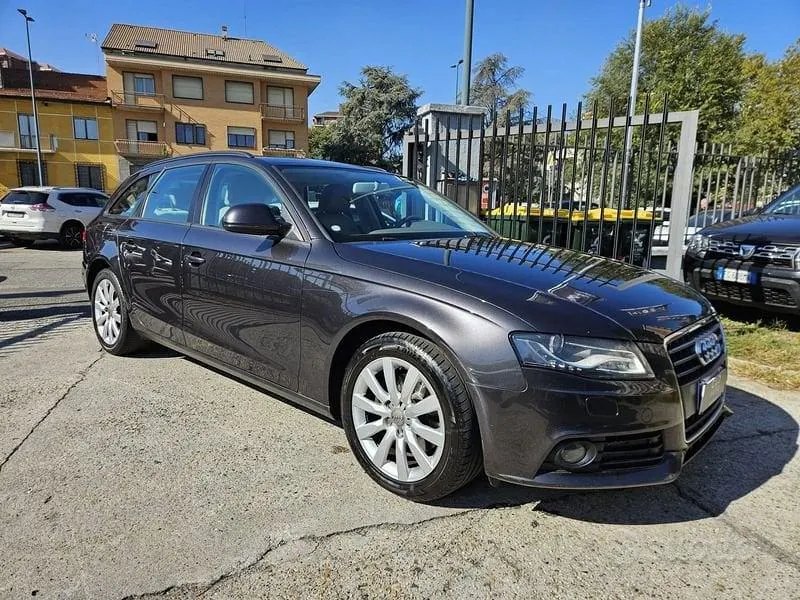 Audi A4 2009 photo 3