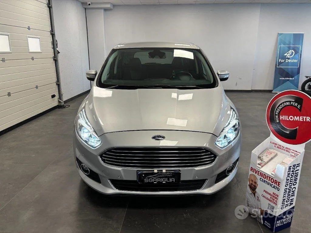 Ford S-Max 2017 photo 2
