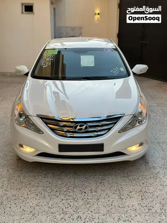 Hyundai Sonata 2012 photo 2