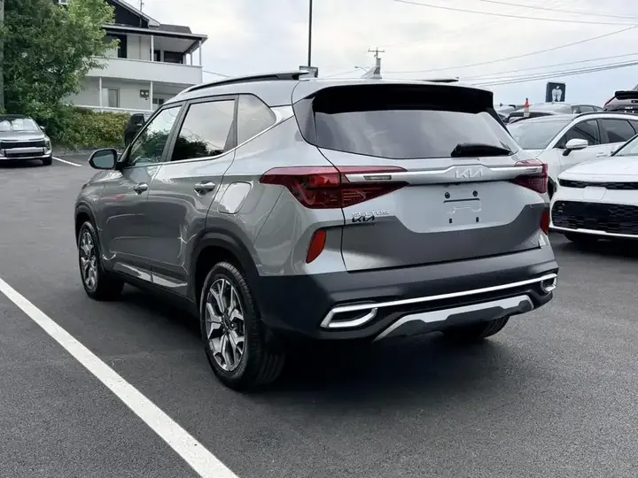 Kia Seltos 2023 photo 5