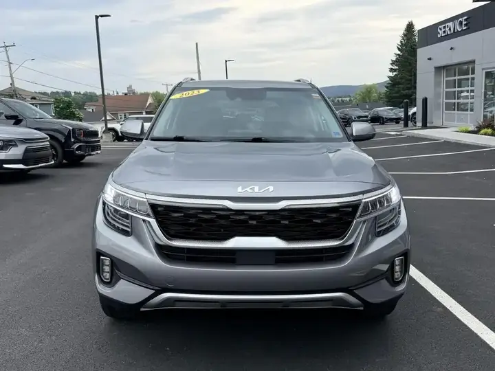 Kia Seltos 2023 photo 2