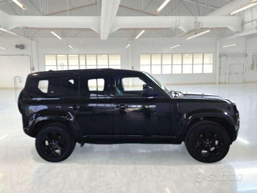 Land Rover Defender 2022 photo 5