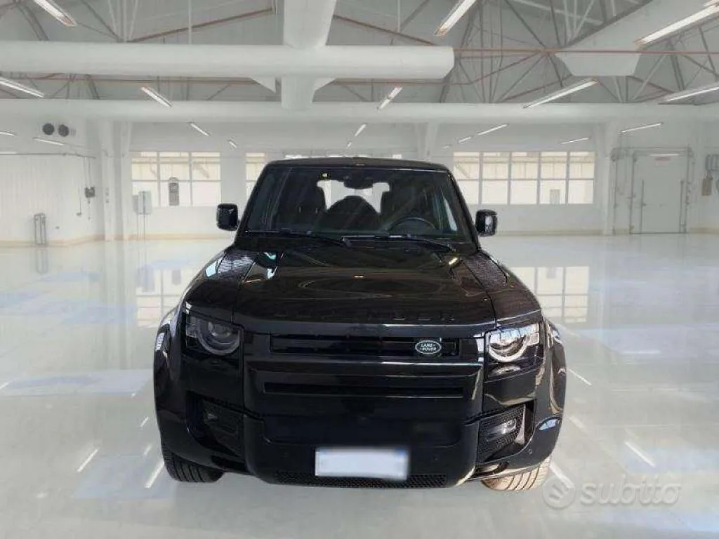 Land Rover Defender 2022 photo 3
