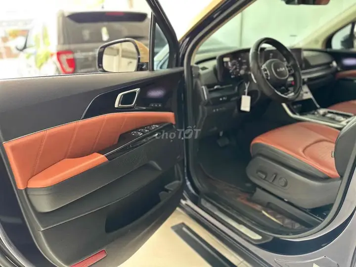 Kia Carnival 2023 photo 3